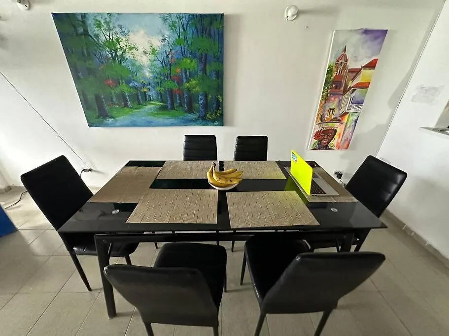 Hermoso Apartamento Frente A La Playa En Cartagena!We Speak English 2 Bedrooms 80 Mt 0*, Cartagena